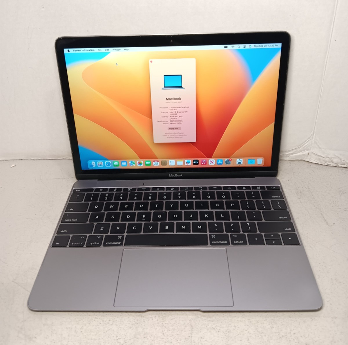 2017 Apple MacBook 12" Intel m3 1.2GHz 8GB RAM 256GB SSD Space Gray A1534 #69