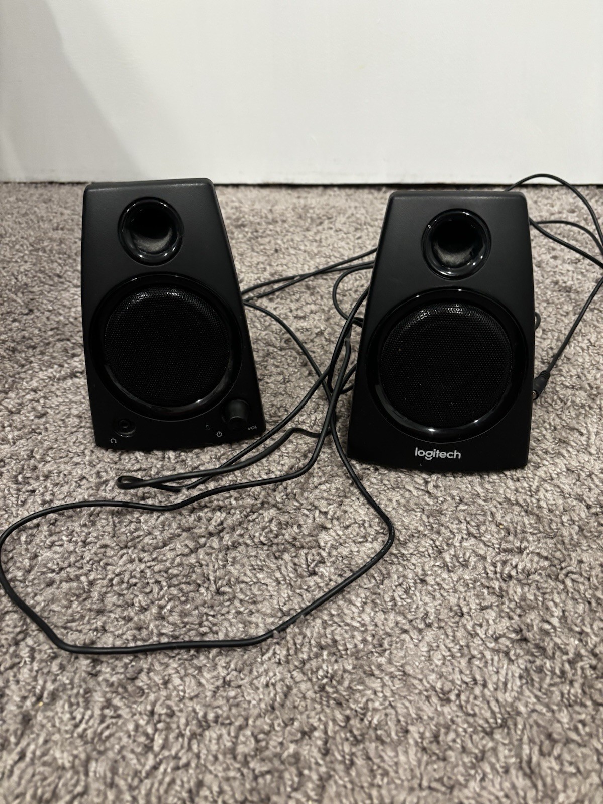 Logitech Z130 Wired Stereo Sound Black PC Computer Speakers