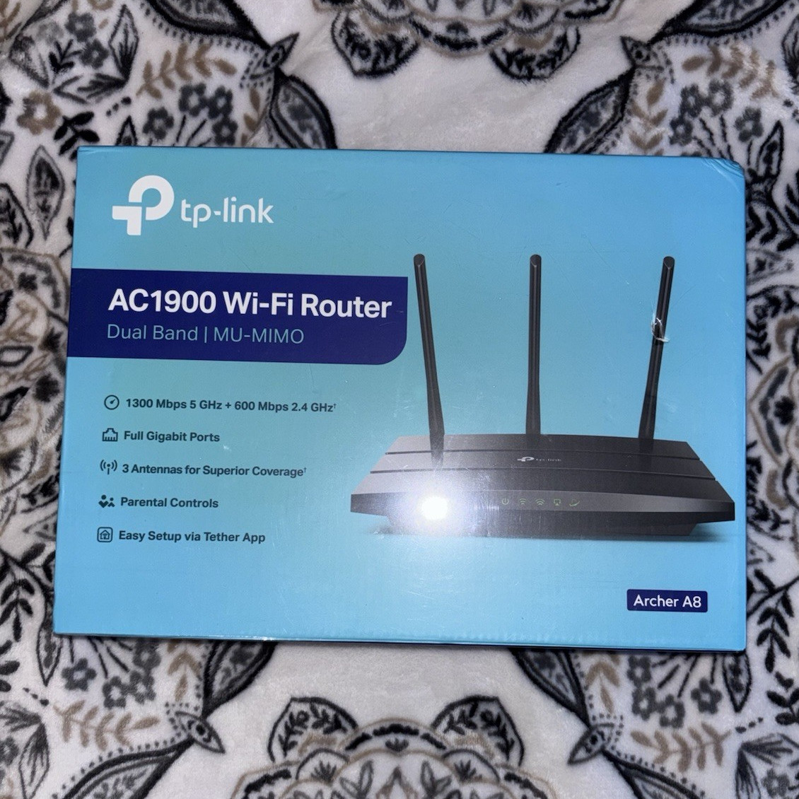 TP-LINK Archer A8 AC1900 Dual-Band MU-MIMO Wi-Fi Router, 4-Port Gig