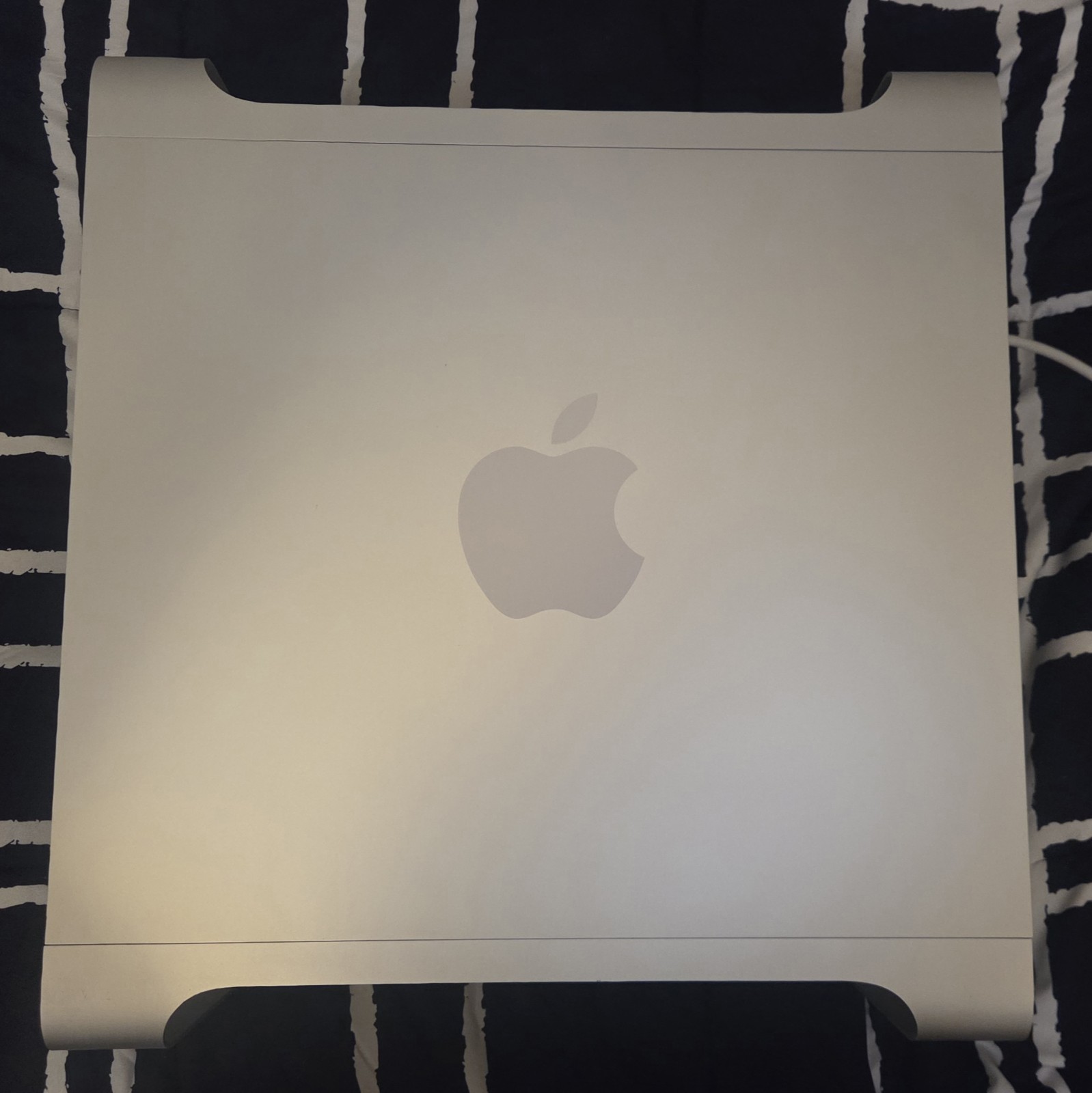 2008 Apple Mac Pro, Quad Core, Xeon 2.8GHz, 9GB RAM, 1TB Nvidia GT 120 512mb