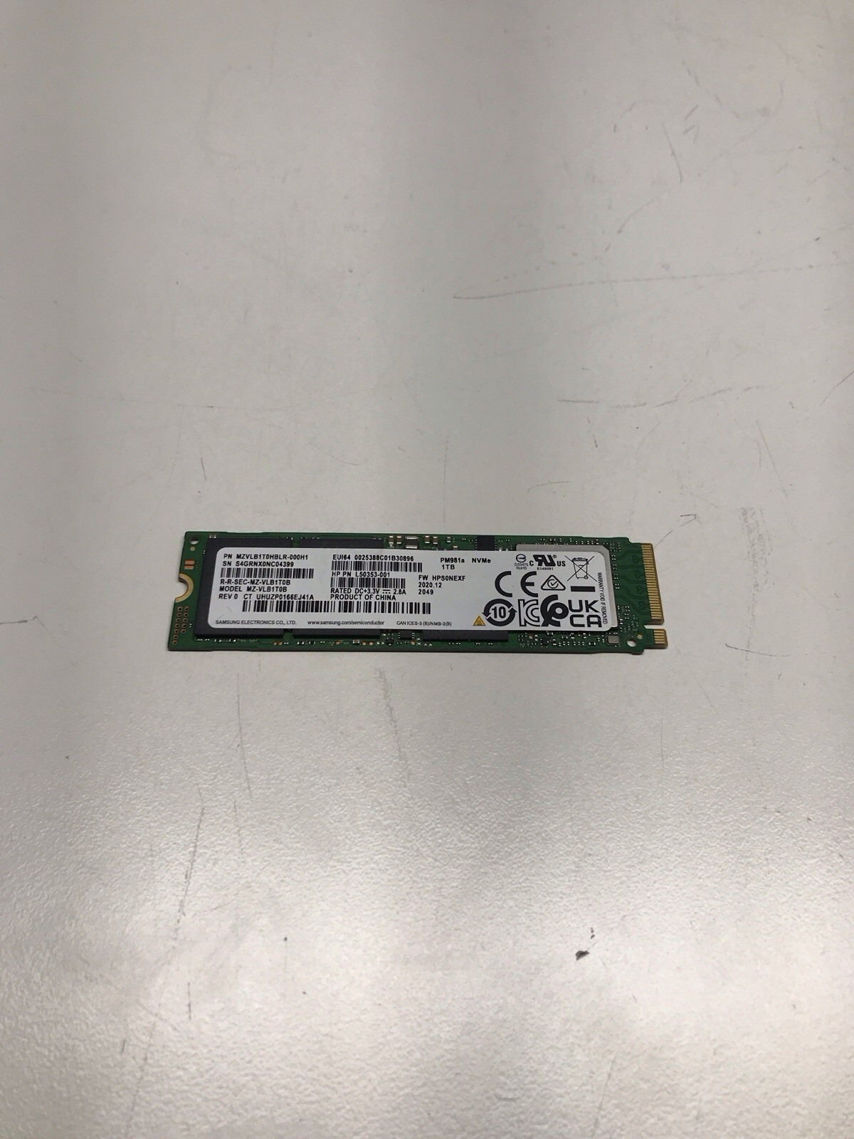 Samsung PM981a 1TB PCIe NVMe SSD  MZ-VLB1T0B