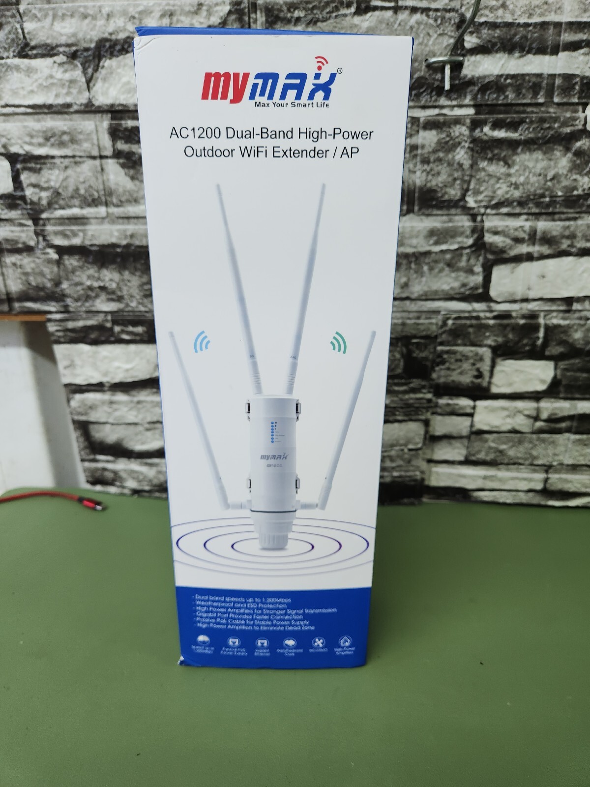**BRAND NEW** MyMax Dual-Band AC1200 High Power Outdoor WiFi Range Extender