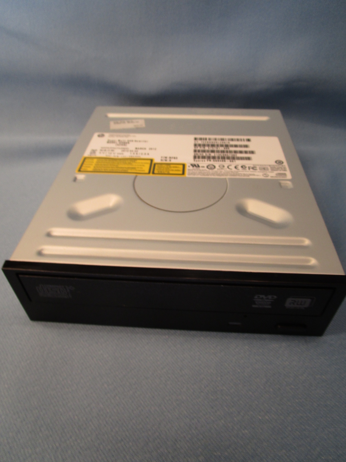 Hewlett Packard Super Multi DVD Rewriter MODEL-GH80N (A2HH) 575781-800