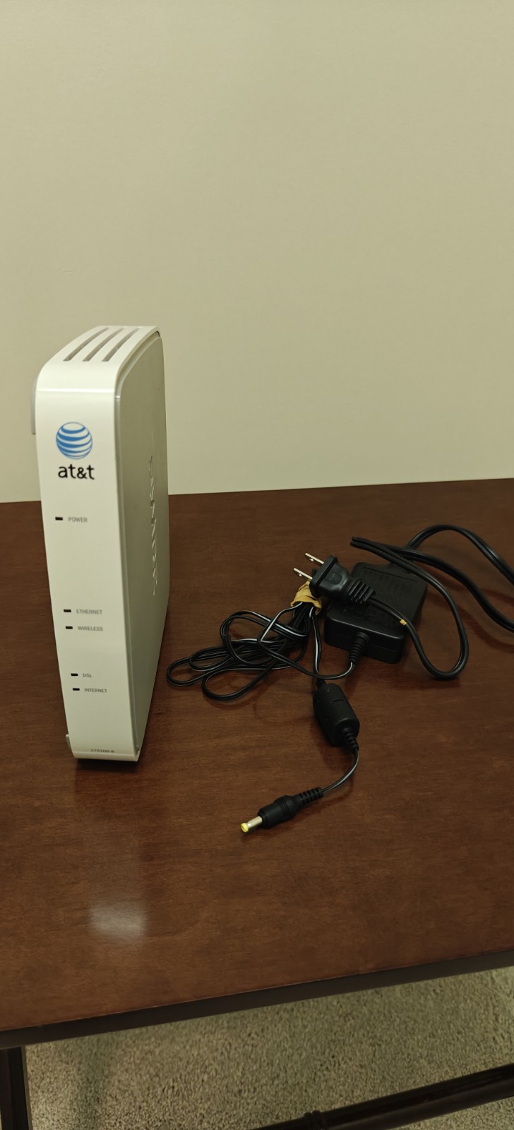 2Wire 2701HG-B ADSL2/ADSL2+ High-Speed DSL Gateway/Router/WAP (AT&T Branded)