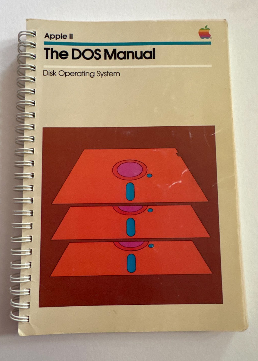 COOL Vintage 1981 Apple II The DOS Manual Disk Operating System Computing