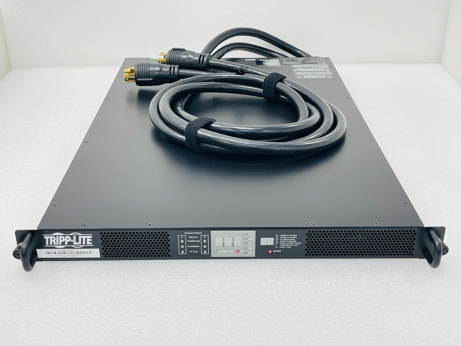 Tripp Lite PDU330AT6L2130 PDU 3-Phase Monitored/ATS 208V 8.6kW 2 L21-30P / USED