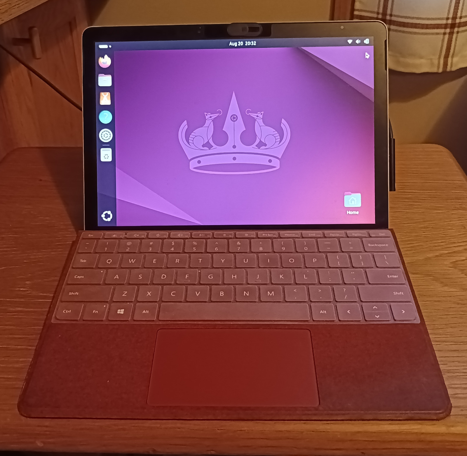 Linux Tablet/Microsoft Surface Go 2/Ubuntu 24.04.3 OS / "READ DESCRIPTION"