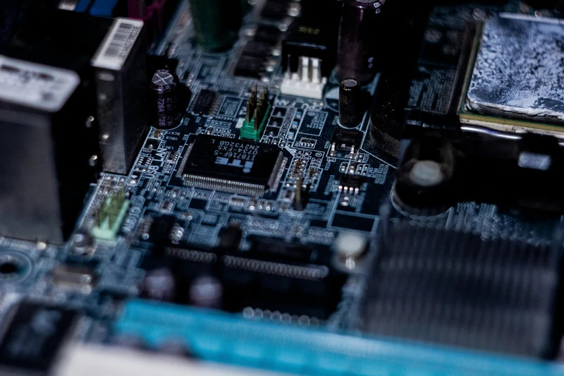 Cpu, intel celeron 850/128/100/1.75v sl5ec