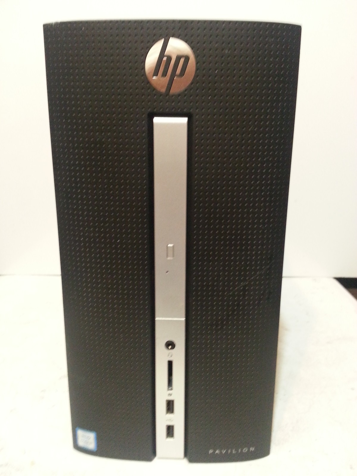 HP Pavilion 510-p026 MT Intel I5, 2.2, 8ram,1TB HDD, WiFi, Windows 11 Pro