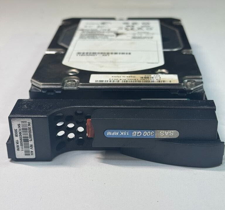 EMC 005048875 ST3300656SS 300GB 15K RPM 16MB Cache 3Gb/s SAS HDD 3.5"
