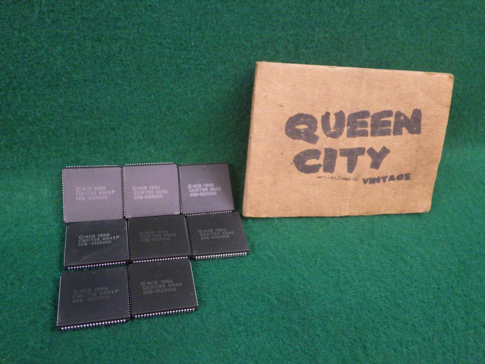 Lot of 8 NOS NCR 006-0125000 computer processor/chips 1986