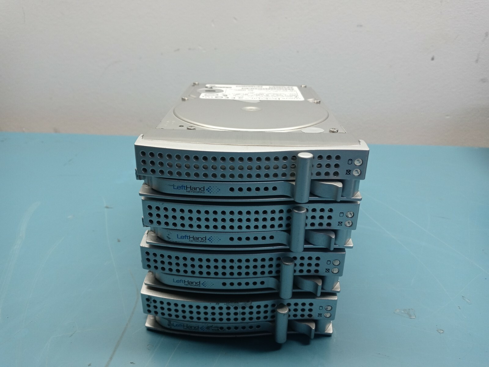Lot of 4 Hitachi Deskstar E7K500 3.5" 500GB SATA HDD Hard Drive HDS725050KLA360