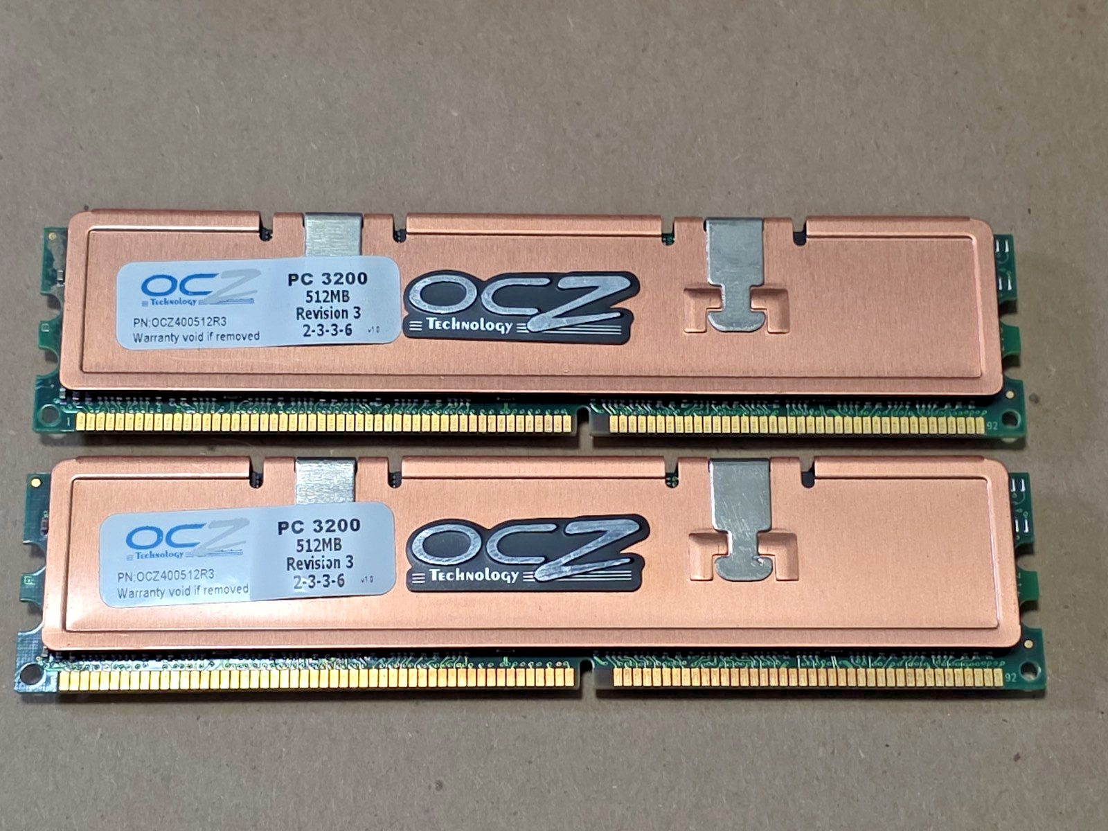 OCZ DDR1 2 x 512mb (1GB) DDR Matched Dual-channel kit PC3200 OCZ400512R3