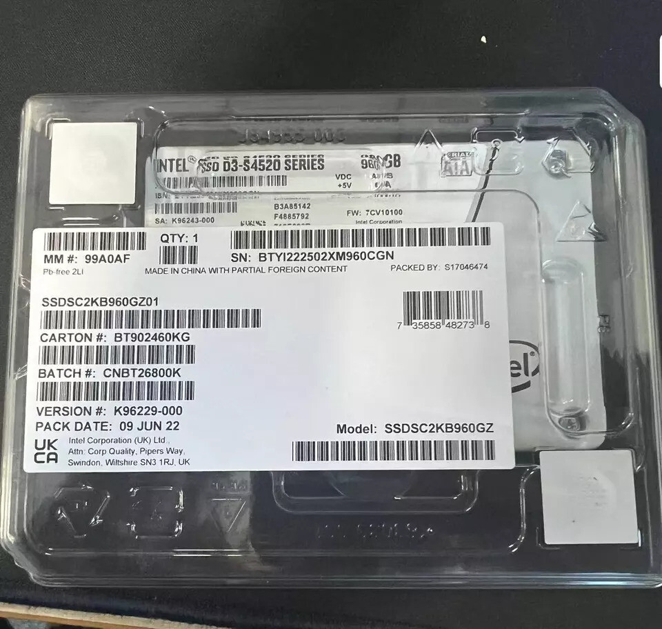 New Intel D3 S4520 960GB 2.5" 6Gb/s SATA III SSDSC2KB960GZ01 SSD