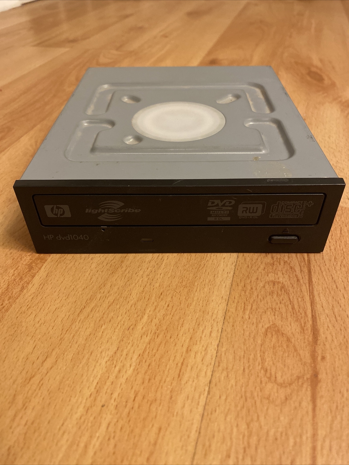 HP LightScribe model dvd1040 External Super Multi DVD Writer - Tested And Workin