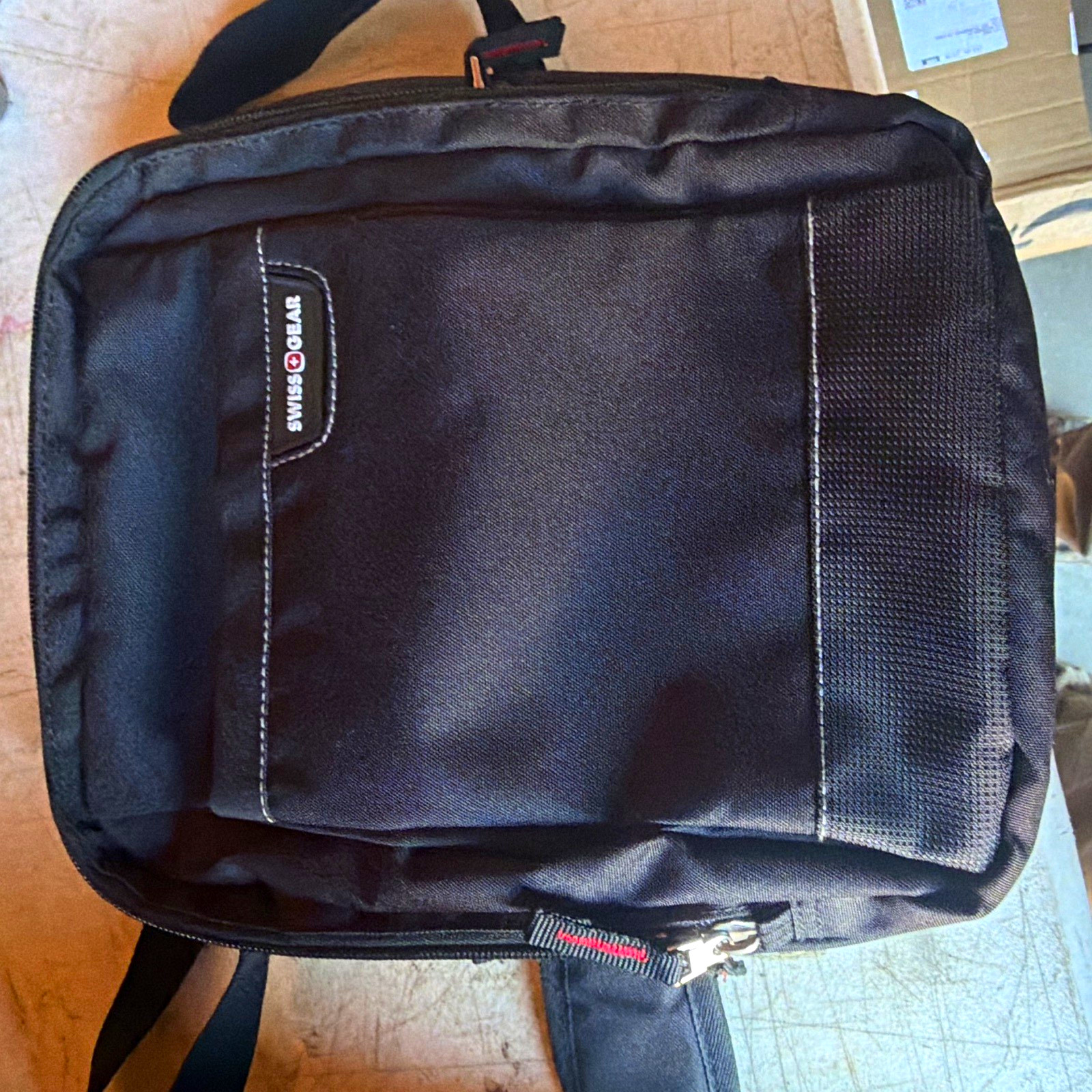 SwissGear WA2310 Black Shoulder Bag w/ Red Lining, Black/Red Color