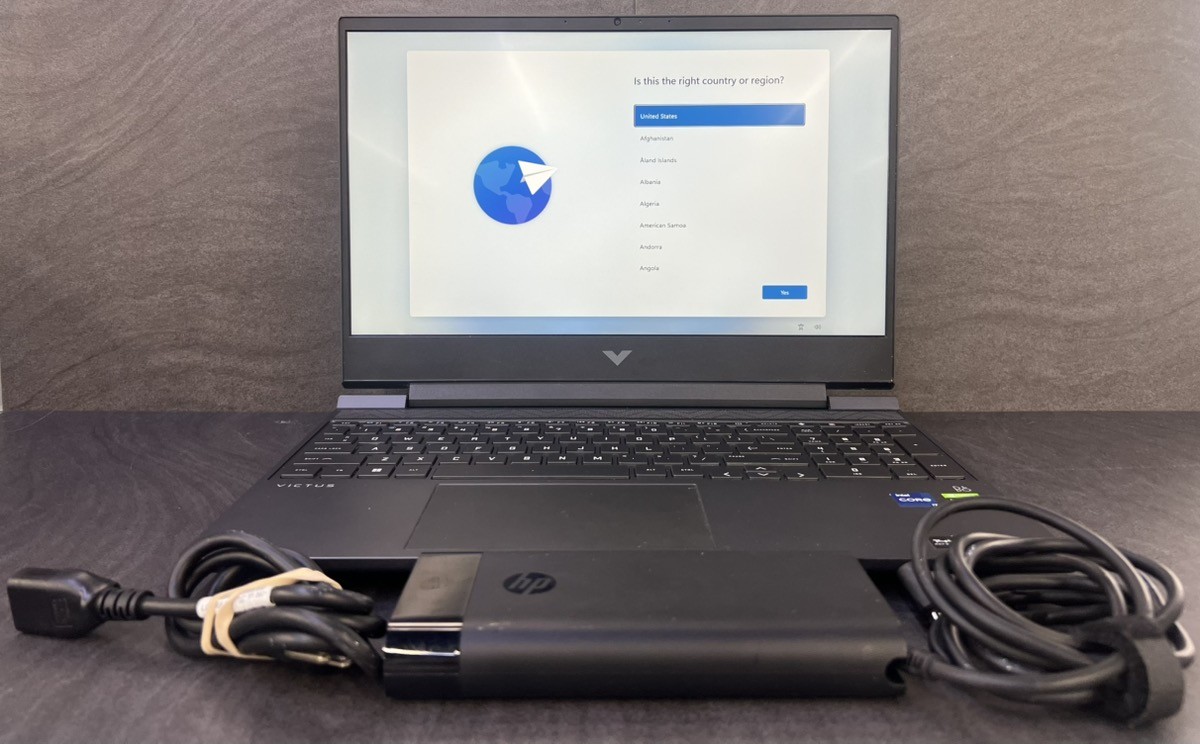 HP Victus 15 Gaming Laptop 15-FA0032DX – i7, RTX 3050 Ti, 16GB RAM,  (PD3050655)