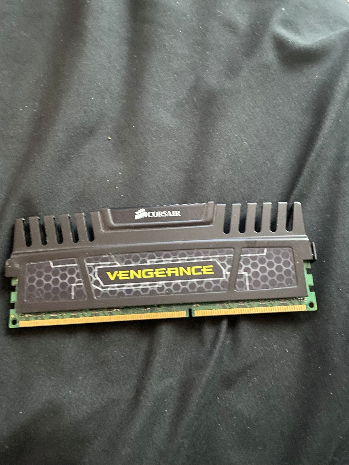 Corsair Vengeance 8GB Kit (2x4GB)  SDRAM DDR3-1600MHz DIMM