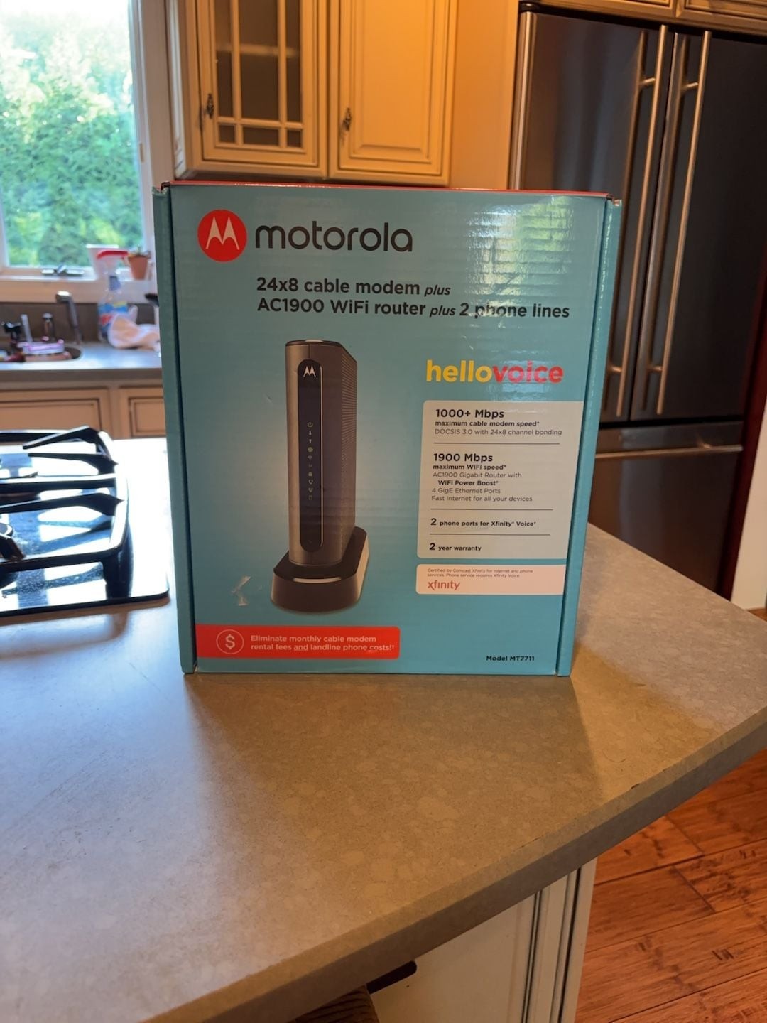 Motorola MT7711 24x8 Cable Modem plus AC1900 WiFi Router