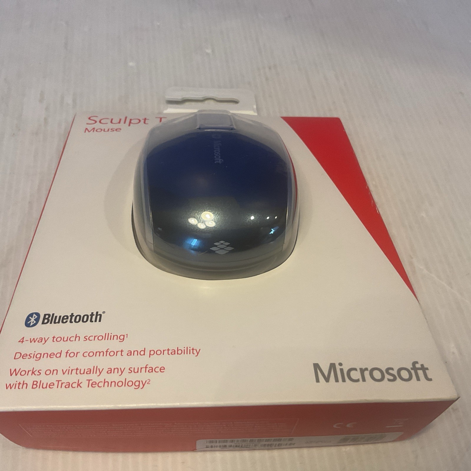 NEW Microsoft Sculpt Touch Mouse 1497 Bluetooth BlueTrack Wireless Open Box