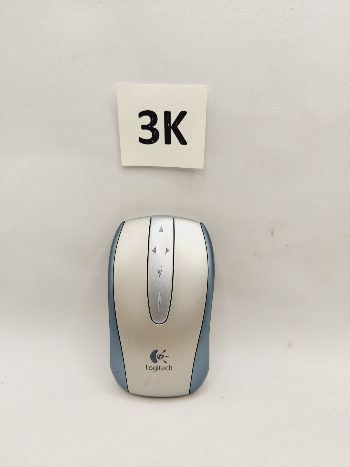 Rare Logitech V500  Wireless Laser Notebook Mouse