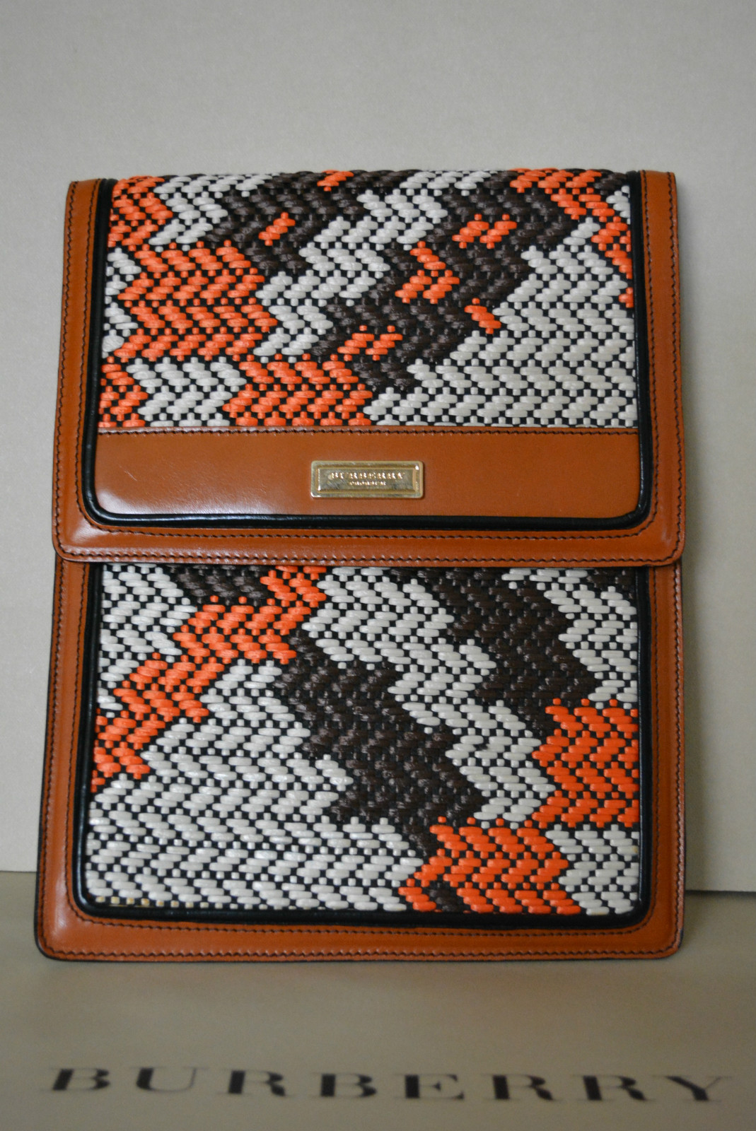 NWT BURBERRY $595 RAFFIA CHECK LEATHER TRIM TABLET iPAD SLEEVE COVER CASE ITALY