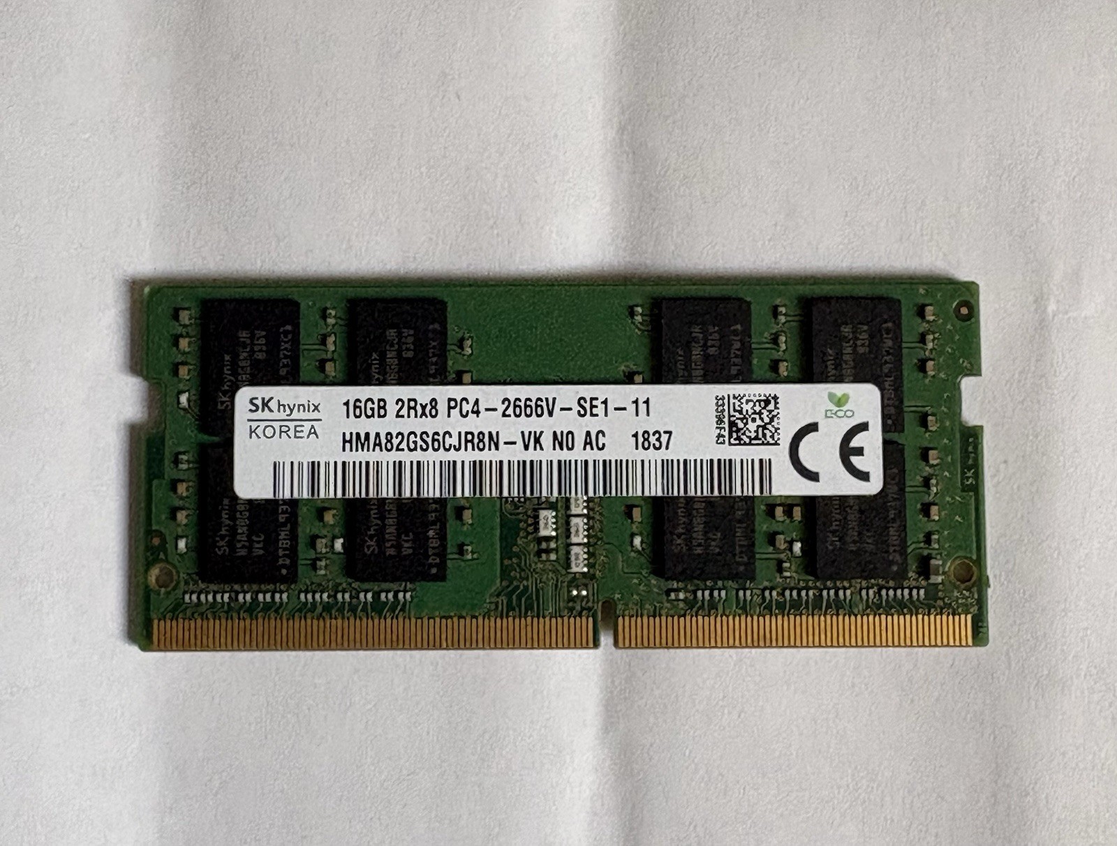 SK Hynix 16GB DDR4 3200MHz SO-DIMM Laptop RAM HMA82GS6DJR8N-XN