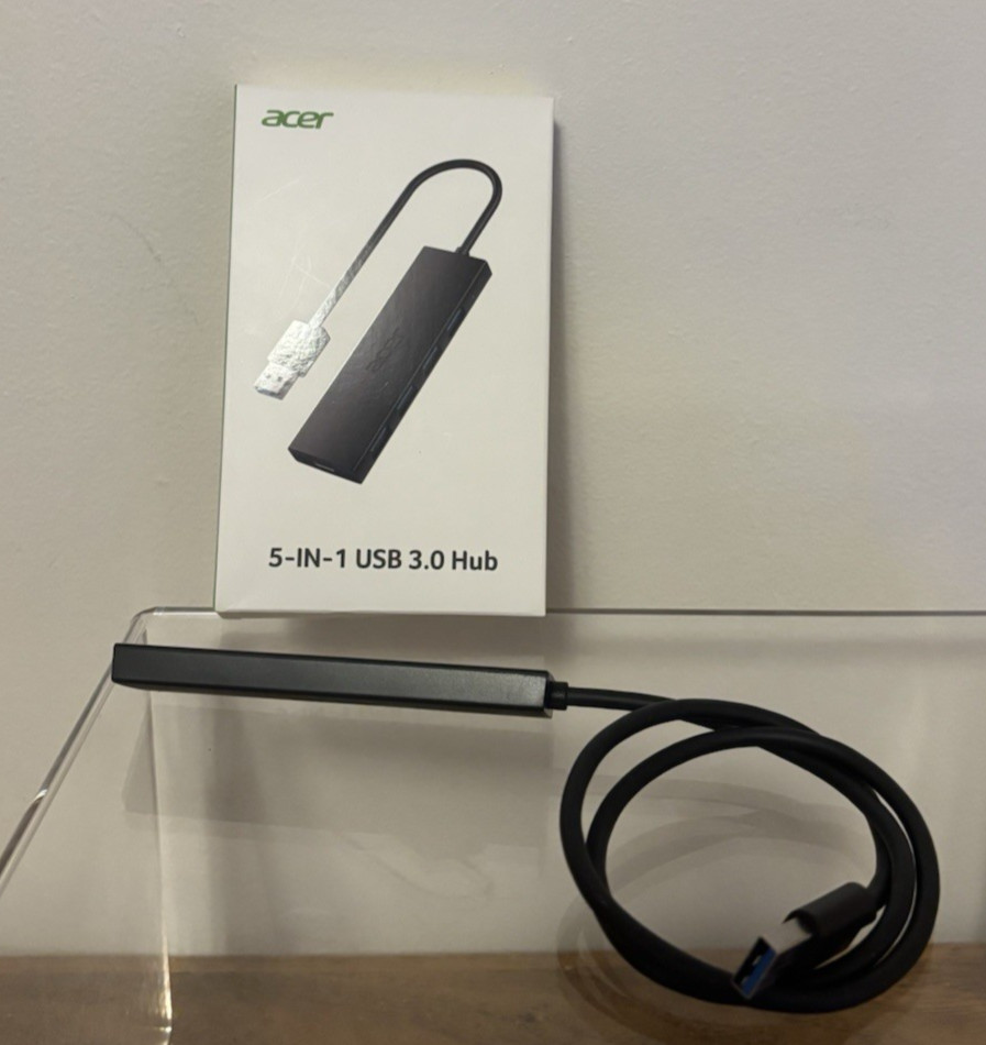 Acer 5-in-1 USB 3.0 Hub  Port Adapter - New in Box
