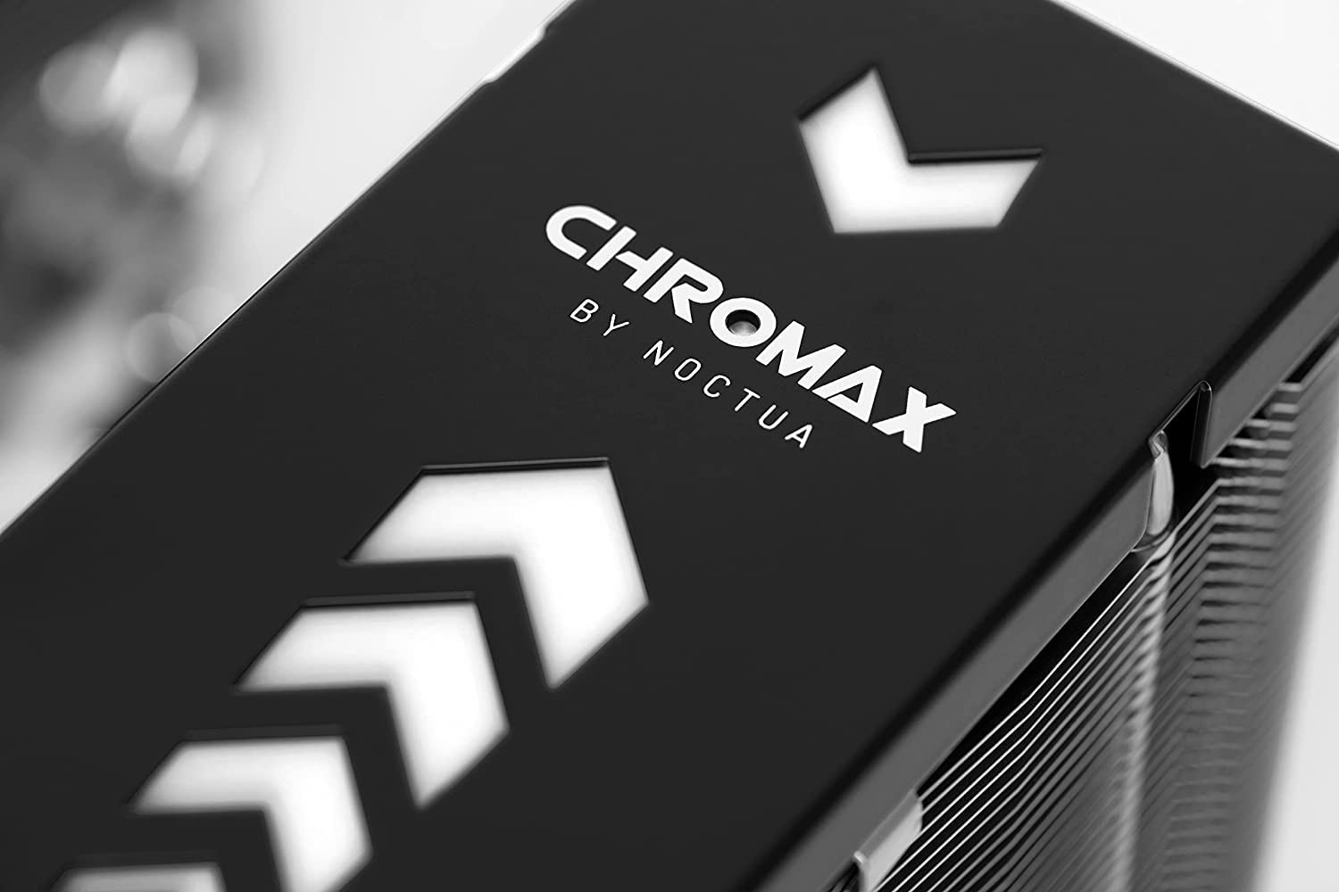 Noctua NH-U12A chromax.Black CPU Cooler with NA-HC7 chromax.Black.swap...