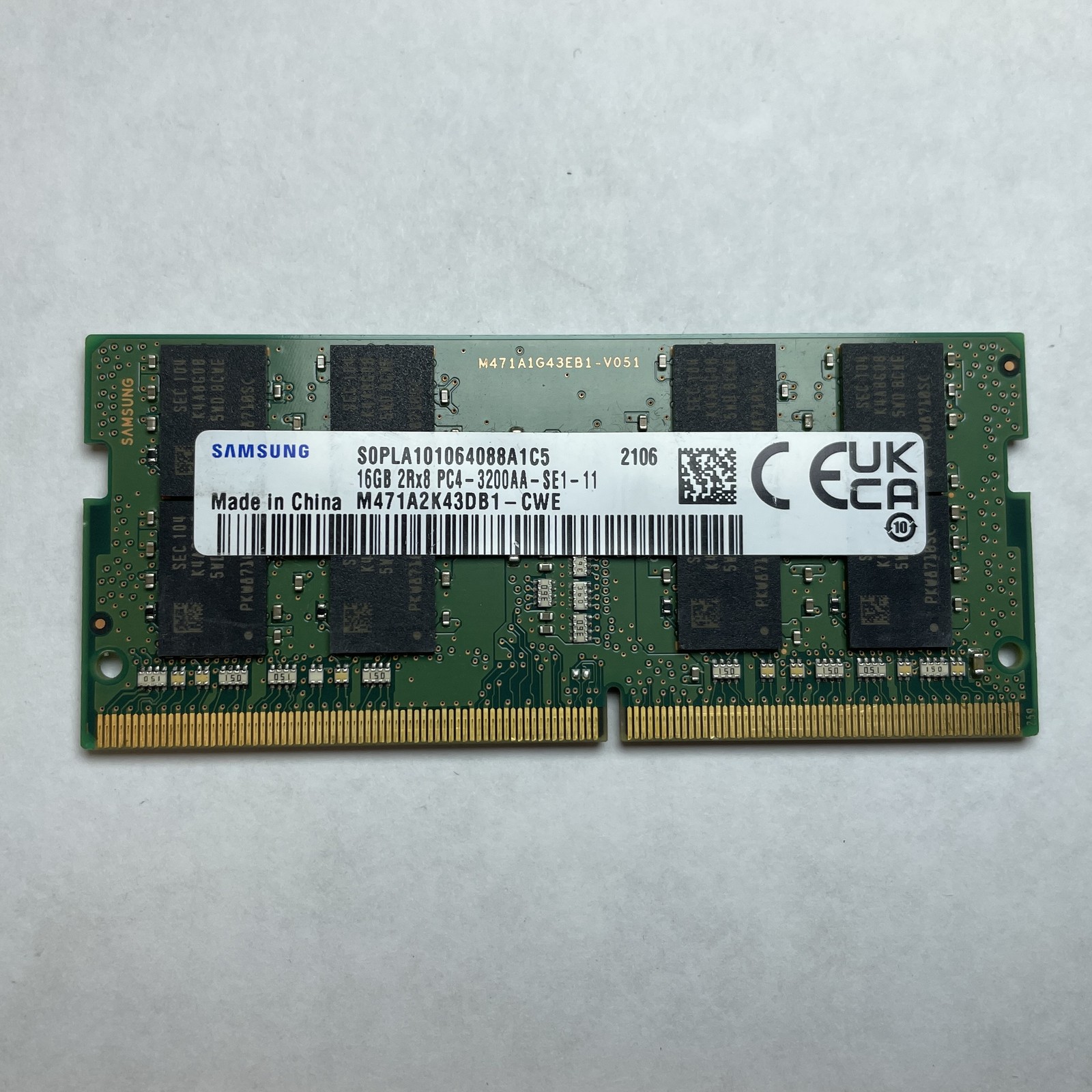 Samsung M471A2K43DB1-CWE 16GB DDR4 PC4-3200AA 2Rx8 Laptop SODIMM RAM