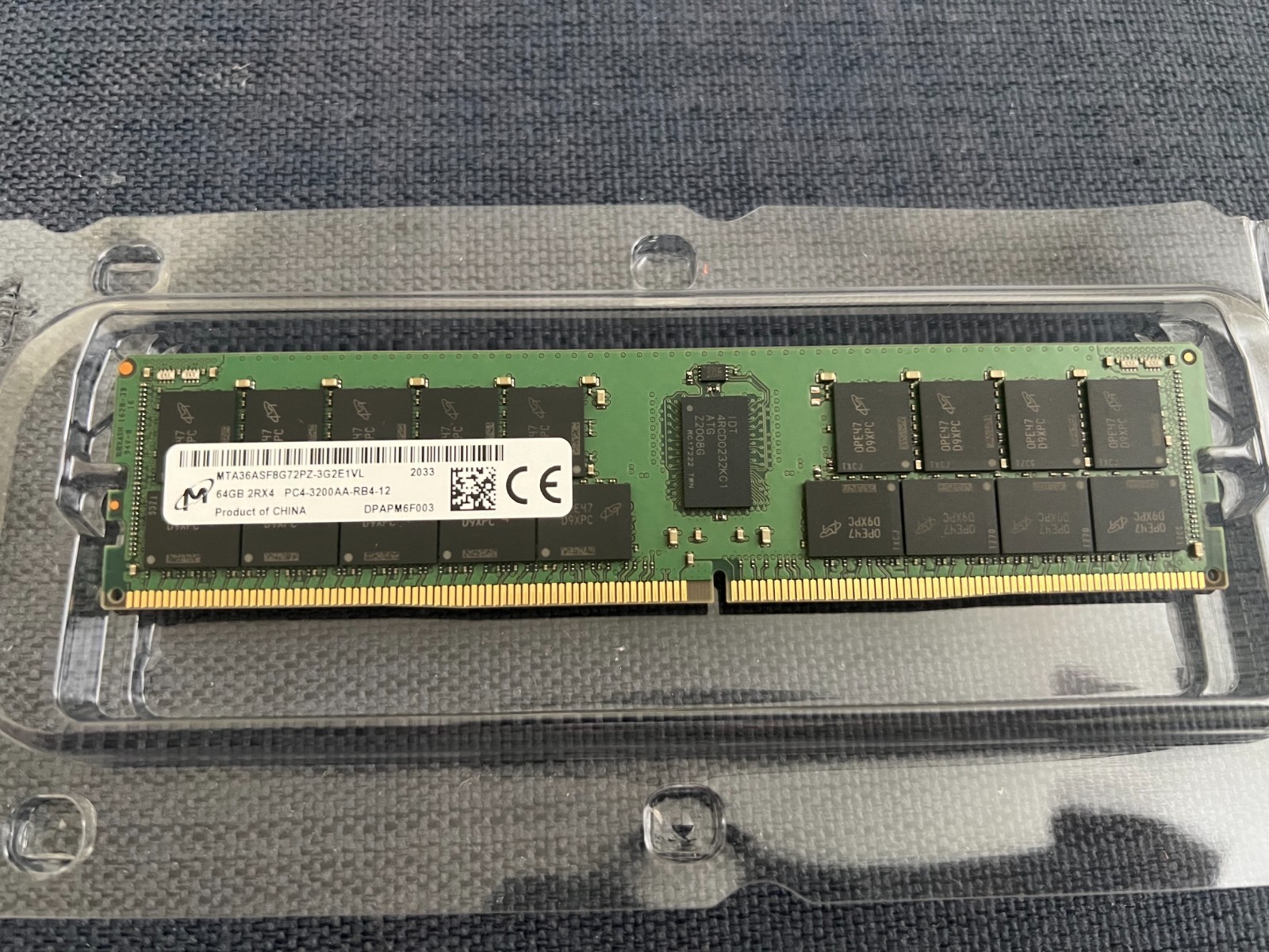 Micron 64GB 2Rx4 PC4-3200AA ECC RDIMM DDR4-3200 - Server RAM: MTA36ASF8G72PZ-3G2