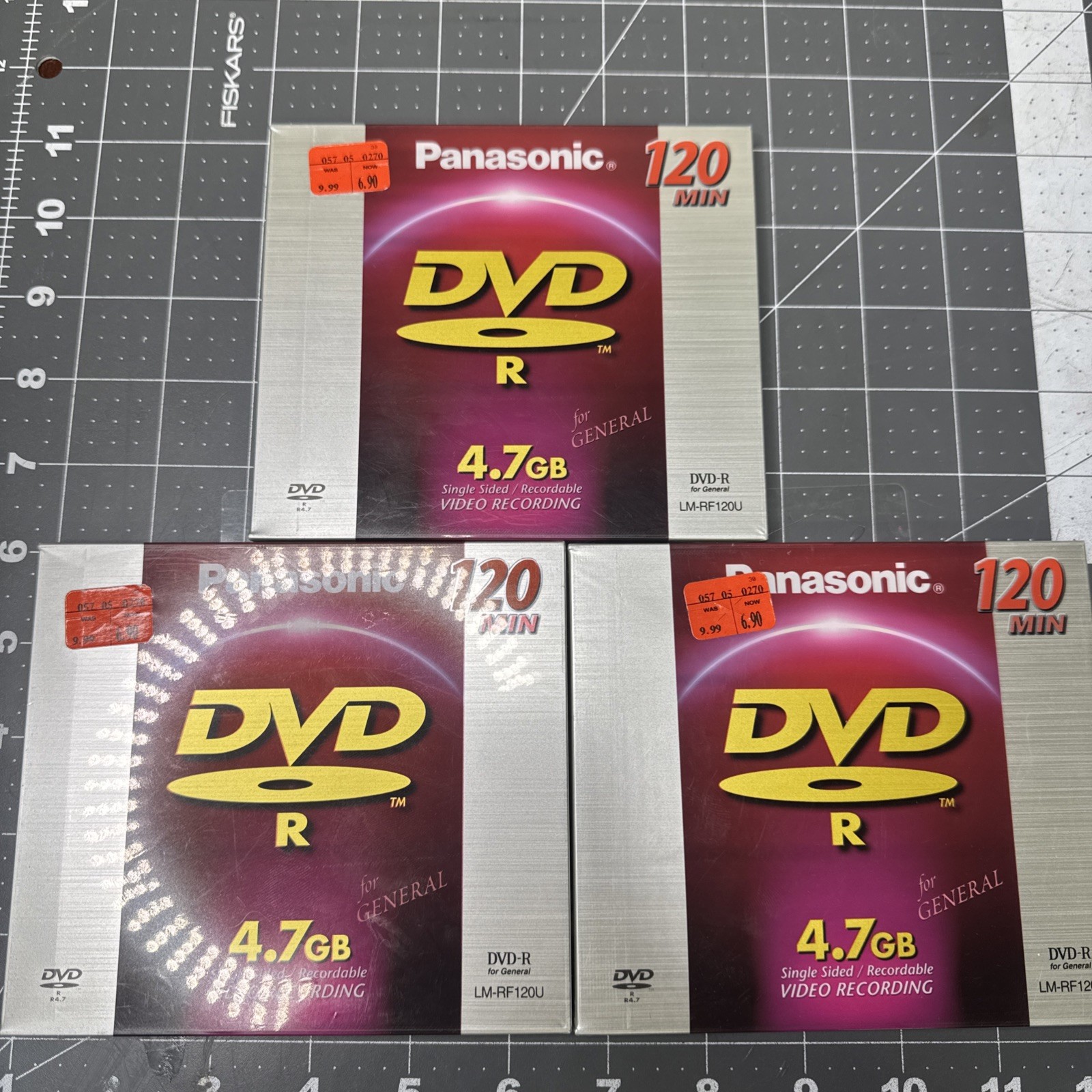 NEW Panasonic DVD-R 120 Minutes 4.7GB 4X Speed 3 Pack LM-RF120LU10 Sealed DVD