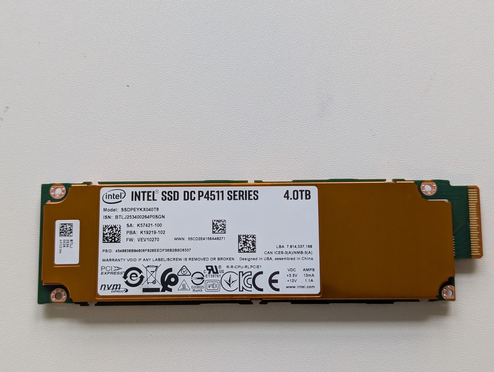 Intel DC P4511 4TB NVMe PCIe 3.1 x4 EDSFF E1.S Enterprise SSD SSDPEYKX040T8