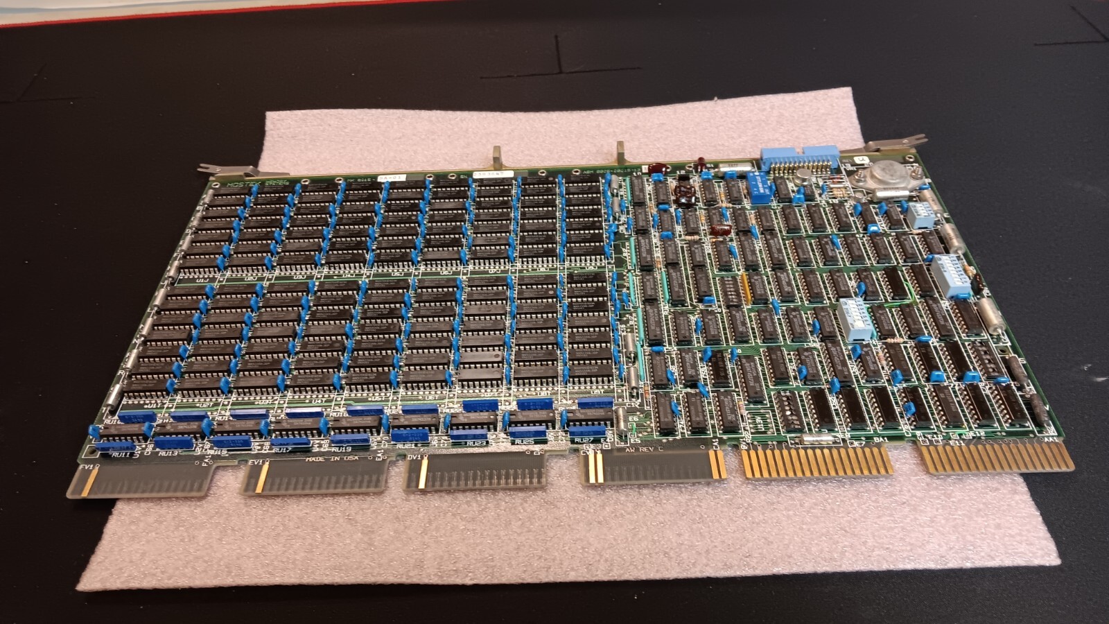Vintage DEC/Mostek memory systems MK 8015 BA-01 6805-08015-13 (B7)