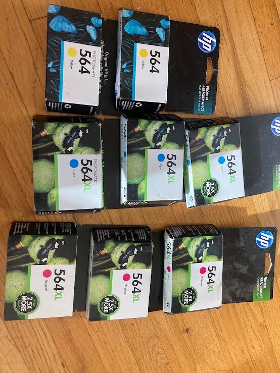 8 X Genuine HP 564XL  High Yield Magenta / Cyan and Standard yield Yellow