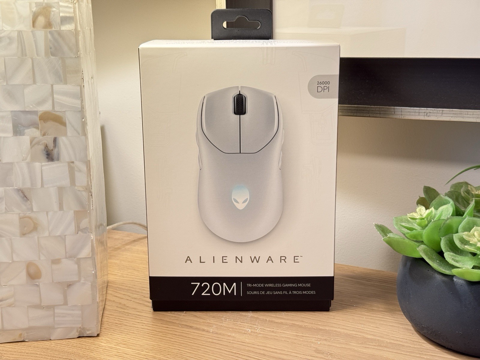 NEW Alienware Tri-Mode AW720M Wireless Gaming Mouse, Optical Sensor, Lunar Light