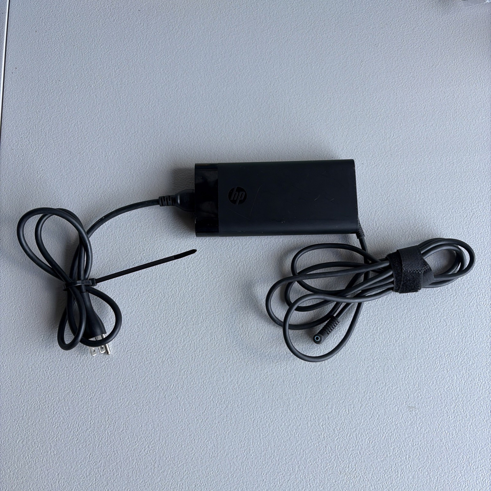 GENUINE HP 200W AC ADAPTER TPN-DA10  19.5V  10.3A  4.5mm Blue Tip