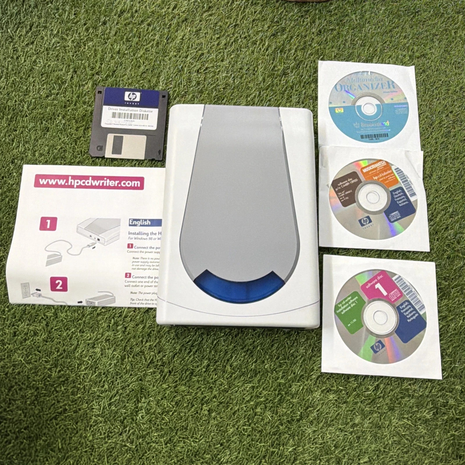 HP 8220e/8230e external drive CD-WRITER 8200 Series, Power ,USB Cable Software