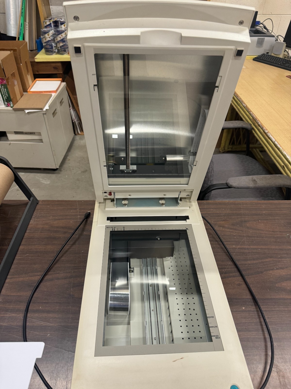 EPSON Expression 1600 Scanner model G780A with EU-35 Transparency Unit
