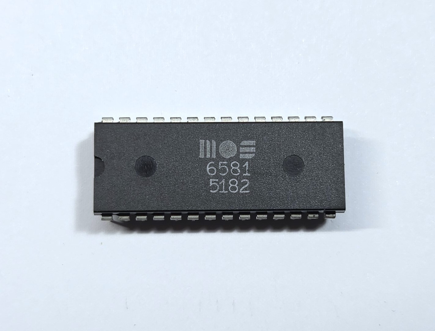 CBM/MOS 6581 SID Chip for Commodore 64/128 - Fully Tested #5182