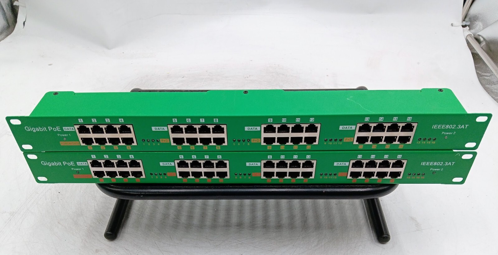 LOT OF 2 PoE IEEE802.3AT AT-16-U Gigabit 16 Port On-Demand Power Over Ethernet
