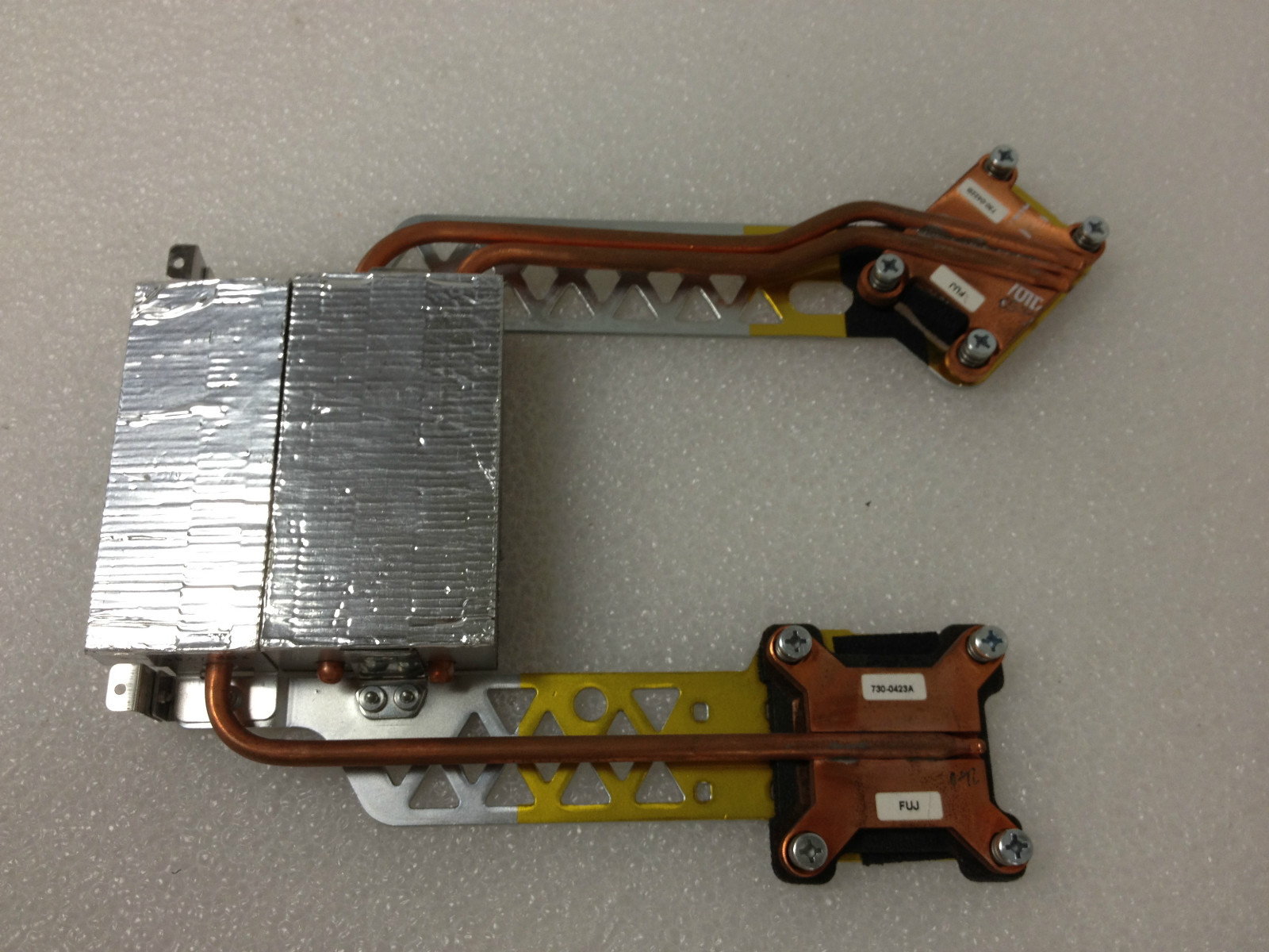 Apple iMac A1174 20in Heatsink and Brackets 730-0422B 730-0423A