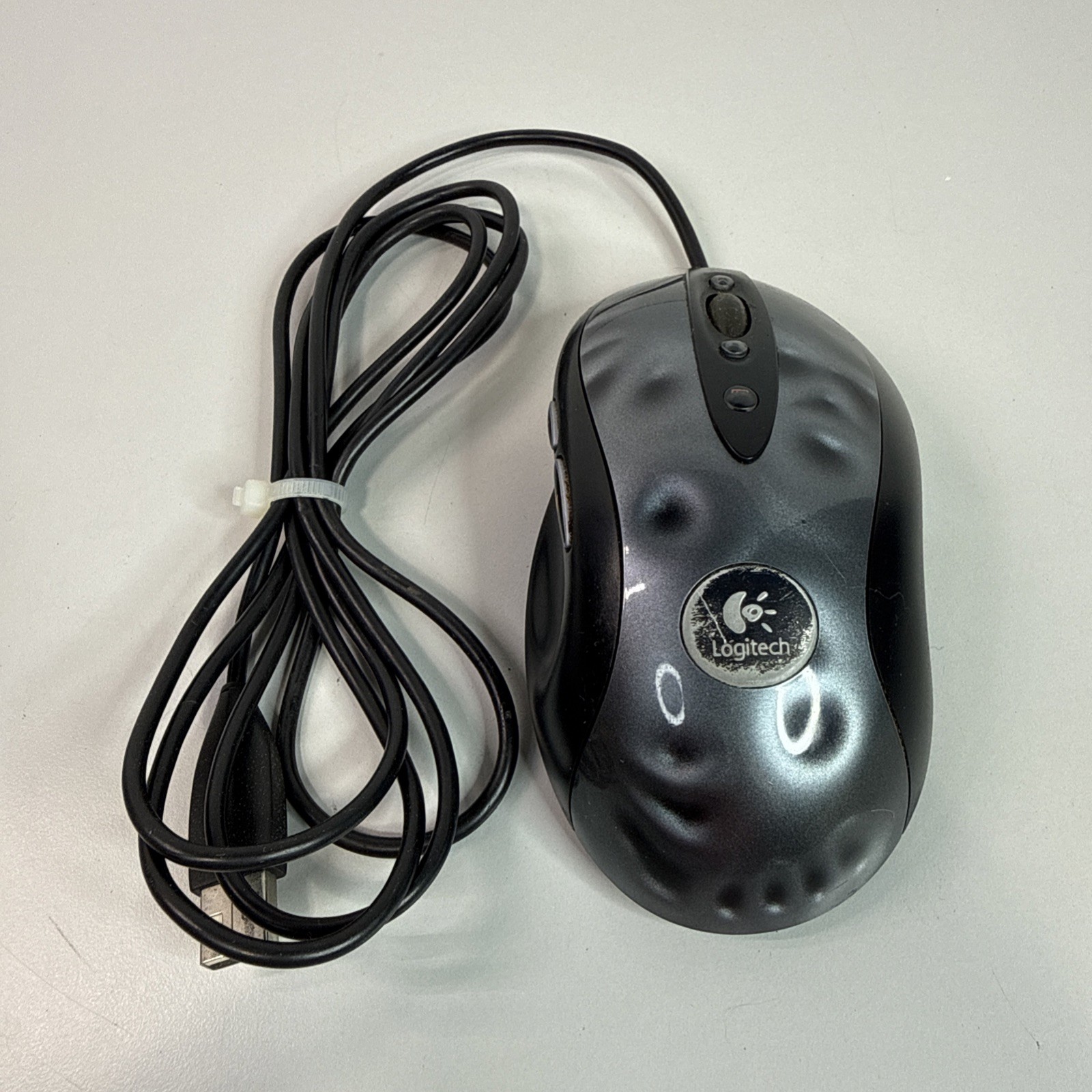 Logitech MX518 Wired Optical Gaming Mouse M/N M-BS81A P/N