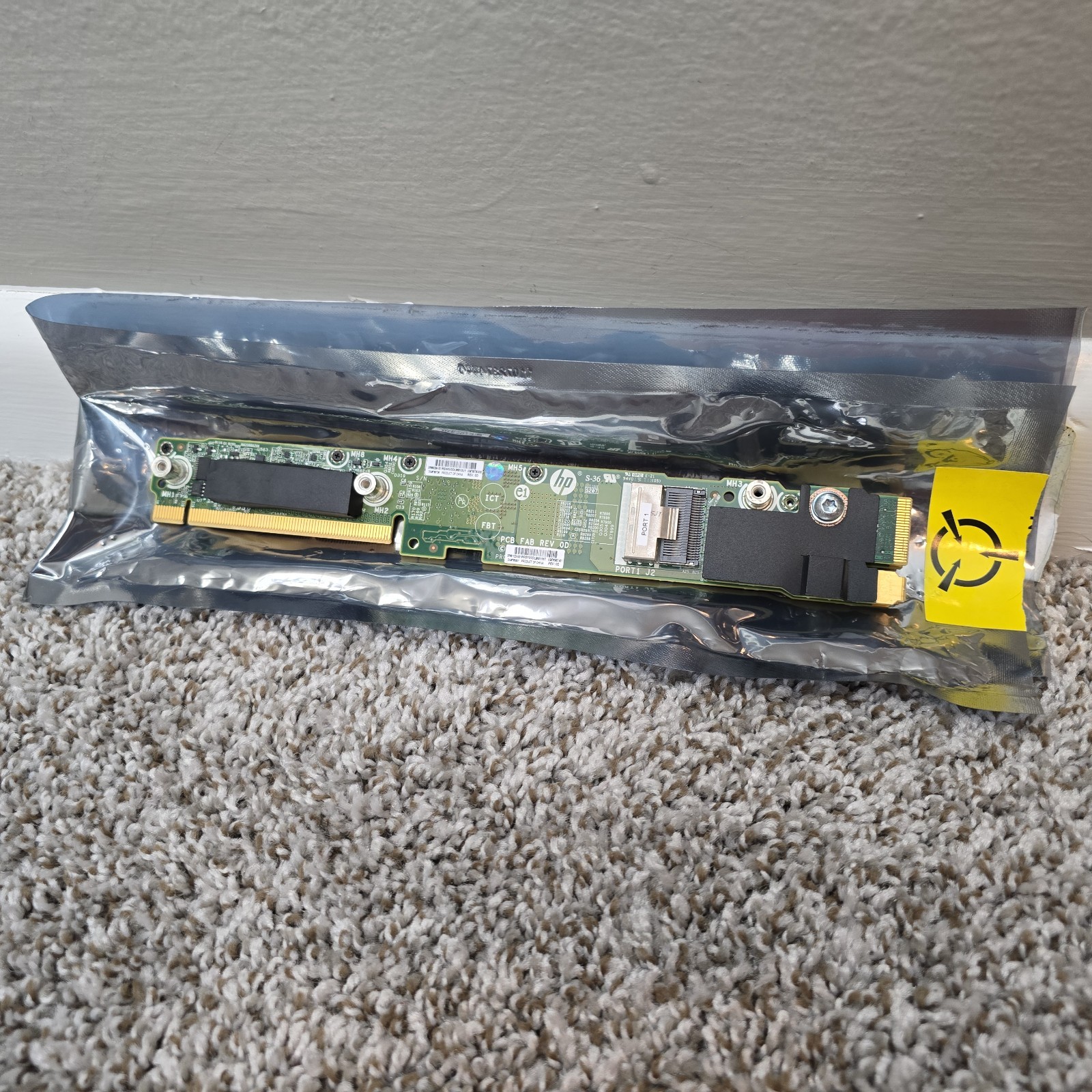 HP 811224-001 Apollo 2000 XL170R 1U bayonet Board 795807-001