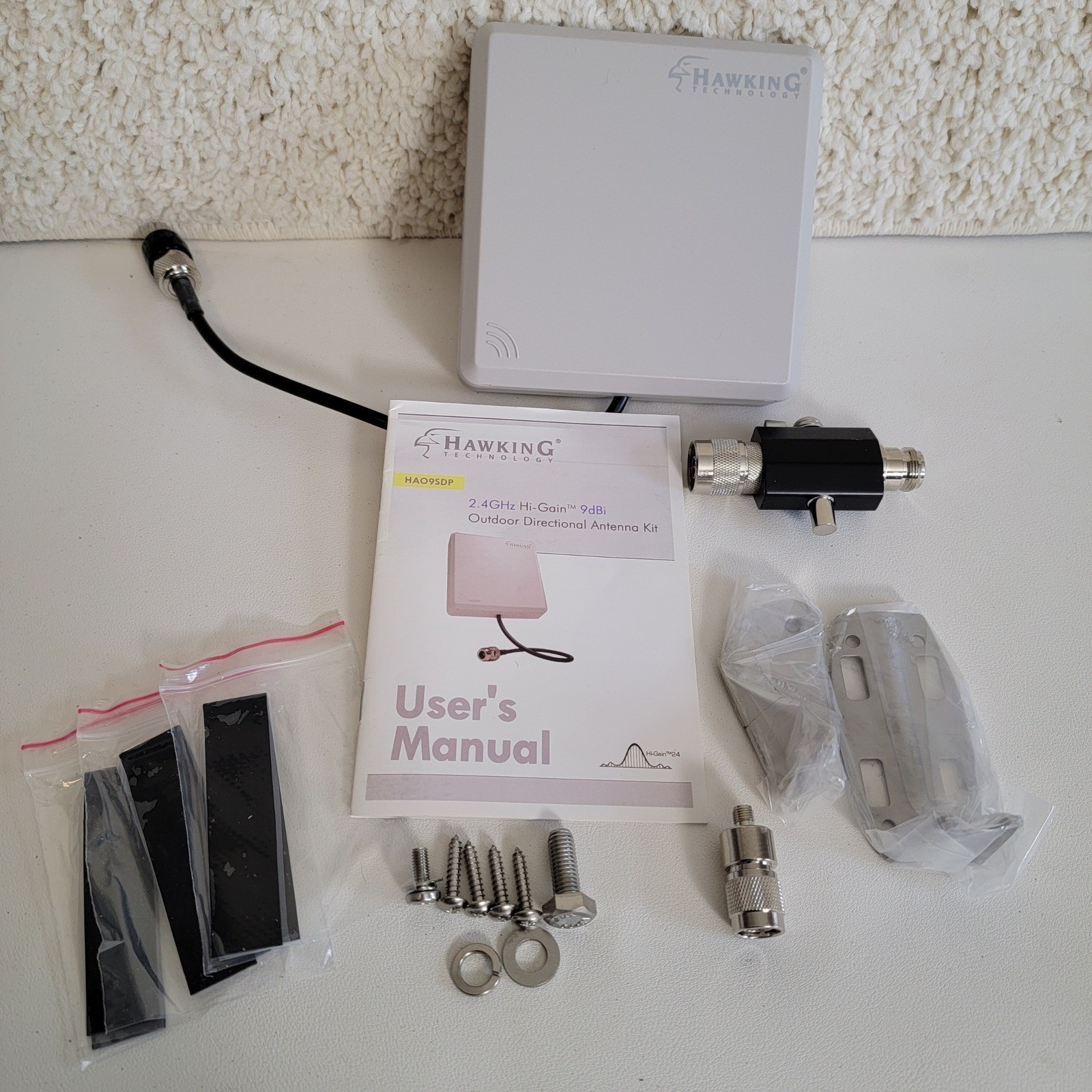 Hawking Hi-Gain 2.4GHz 9dBi Directional Outdoor Antenna Kit
