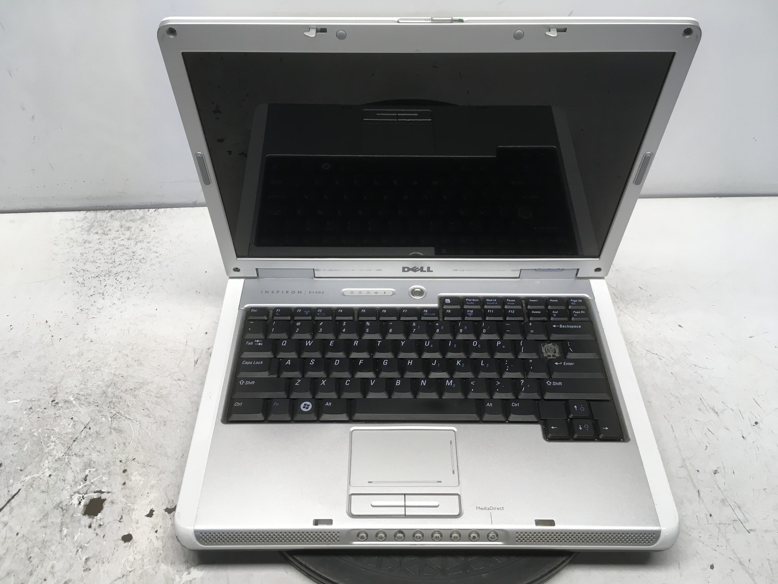 Dell Inspiron E1405 MXC061 Intel Core Duo 06E8 1.83GHz 1 GB NO HDD No Batt