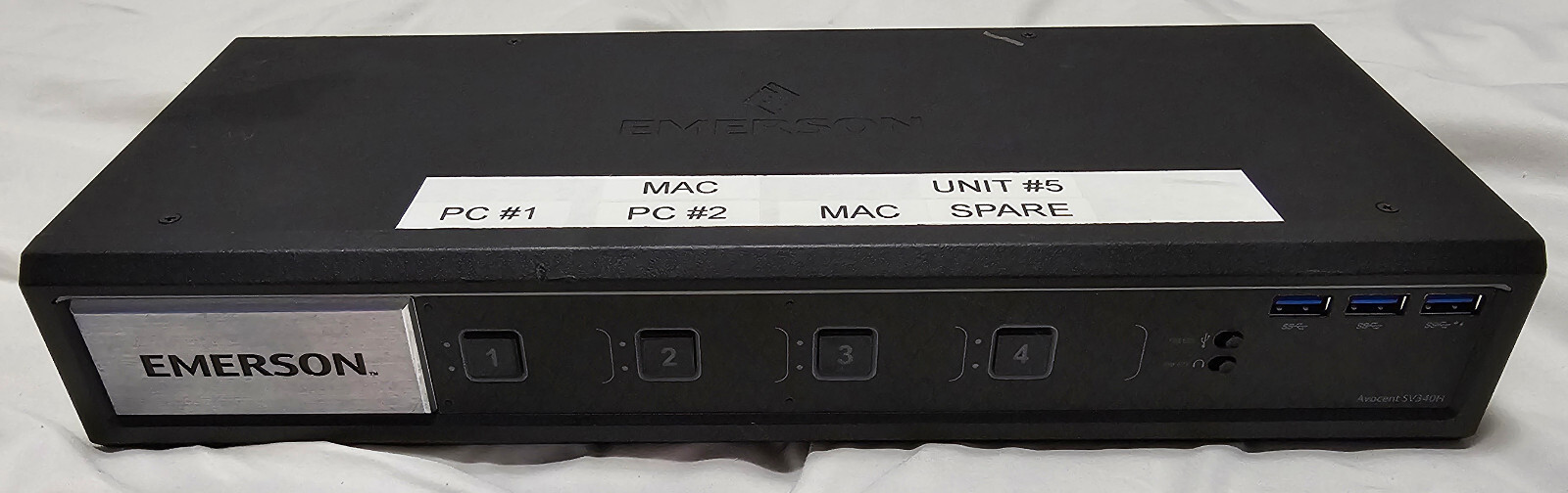 Emerson Avocent SV 4-Port Dual-Head HDMI KVM Switch (SV340H)