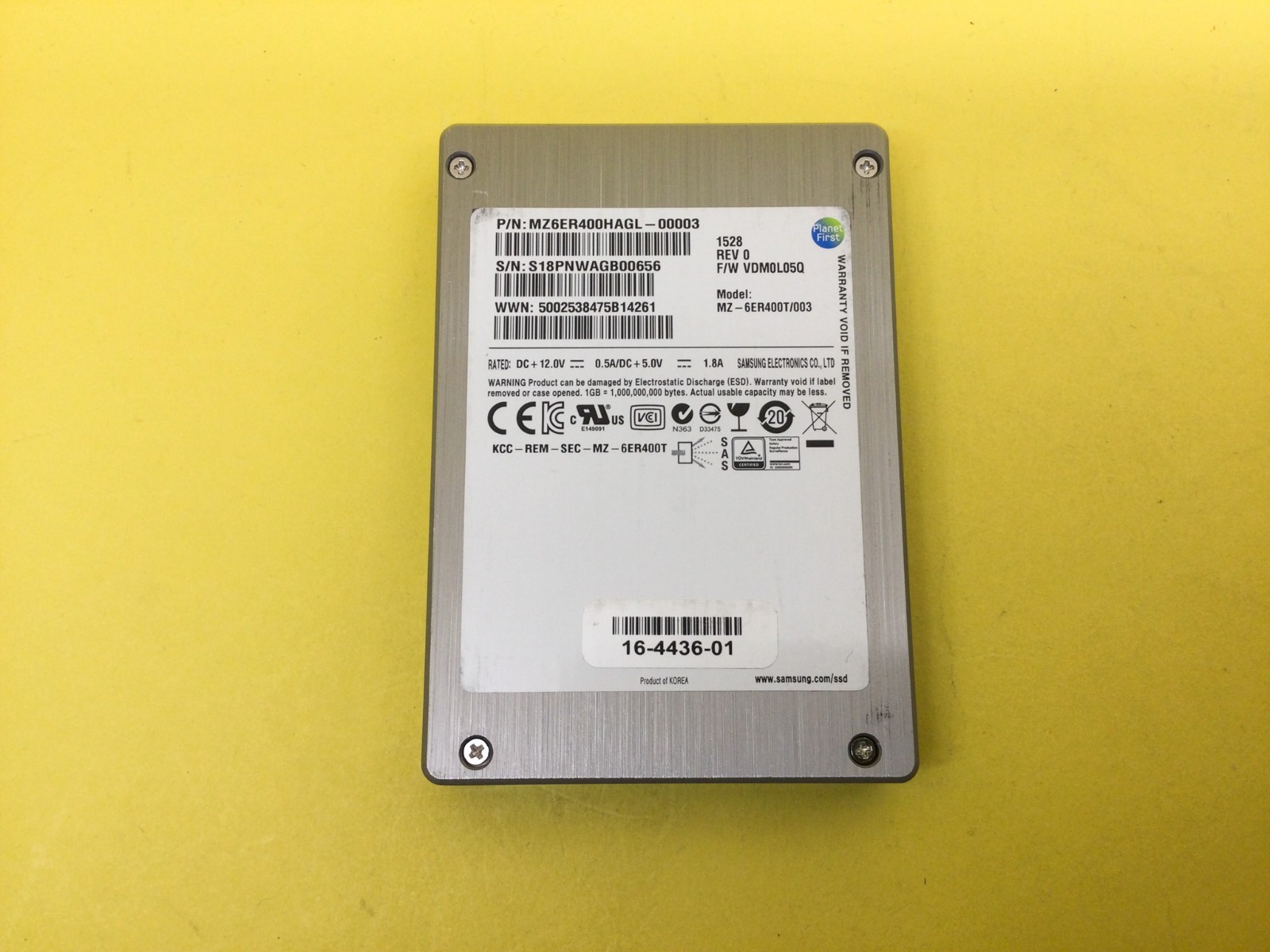 MZ-6ER400T/003 Samsung 400GB SAS 6Gbps 2.5in SSD