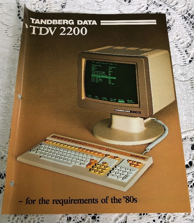 TANDBERG DATA TDC 2200 ORIGINAL COLOR ADVERTISEMENT BROCHURE AD M035x