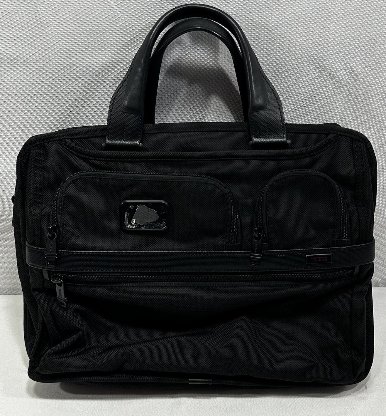 Tumi Alpha 2 Expandable Organizer Laptop Brief 26145D2 Black Handles 16”x11”x6”